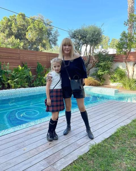 Дворец с гаргульями против виллы с виноградниками: апартаменты Галкина и Пугачевой в России и Израиле