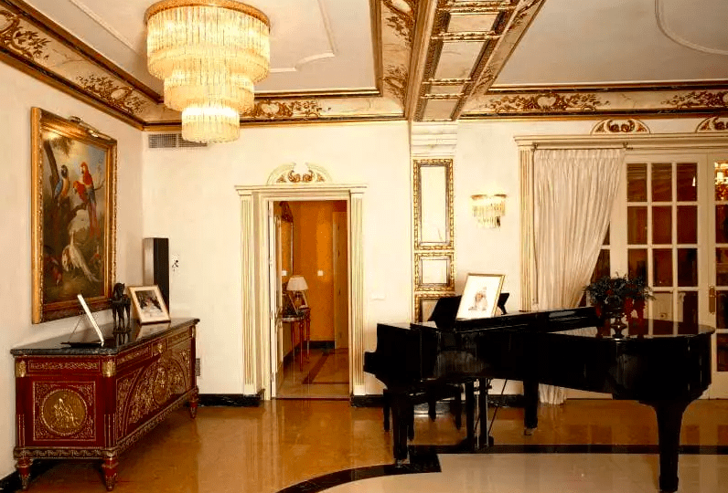 ТОП-10 странных домов российских знаменитостей — Всеостройке.рф