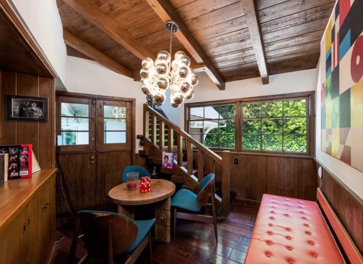 Илон Маск продал дом в Лос-Анджелесе в долг, а сейчас может изъять его за неуплату