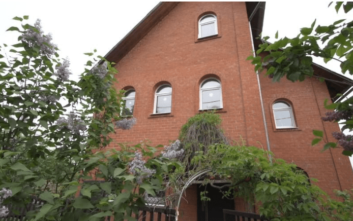 Дом в зеленых тонах: где живет Ирада Зейналова — Всеостройке.рф