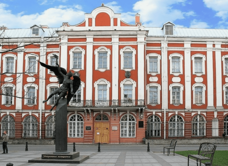 Квартира в столице: где живет ведущая Ольга Скабеева — Всеостройке.рф