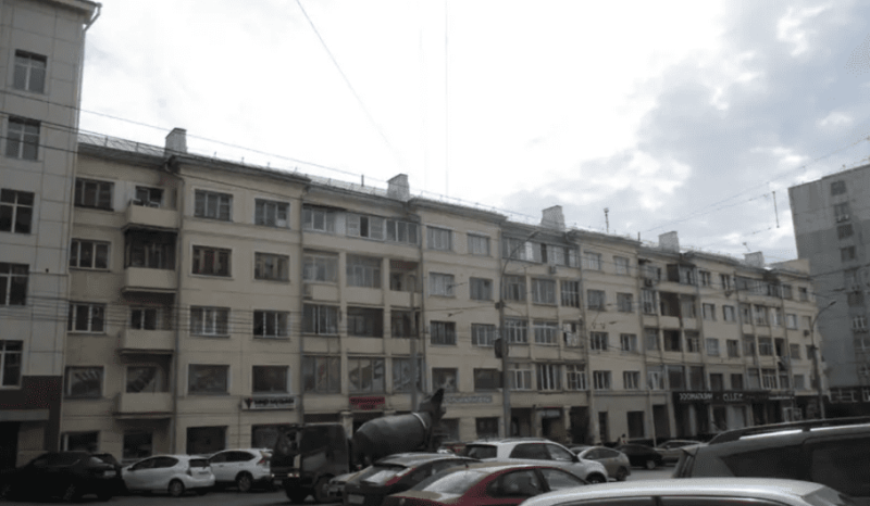 Дом в нормандском стиле и уютный коттедж: где живет Павел Прилучный — Всеостройке.рф