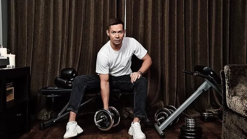 Двушка на севере столицы: где живет Стас Пьеха — Всеостройке.рф