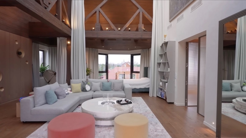 Дом с семнадцатью комнатами, зимним садом, гримерной и даже складом: где живёт Анита Цой — Всеостройке.рф