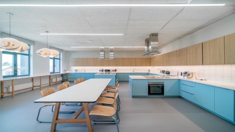 Как старейшая школа Альметьевска в Республике Татарстан превратилась в самый технологичный учебный центр для детей — Всеостройке.рф