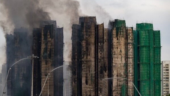 Пожар в жилом комплексе Wang Fuk Court: хронология и причины трагедии, которая привела к гибели более 150 человек — Всеостройке.рф